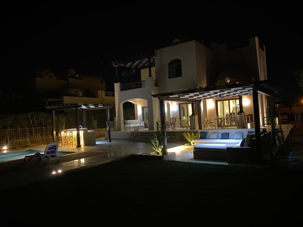 Luxury Waterfront Sabina El Gouna *